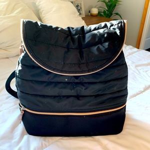 Stella and Dot wipeable gym bag